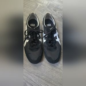 Onitsuka Tiger Serrano Sneakers